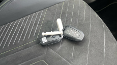 Peugeot 2008 1.2 Hybrid 136 GT 5dr e-DSC6 Petrol Estate